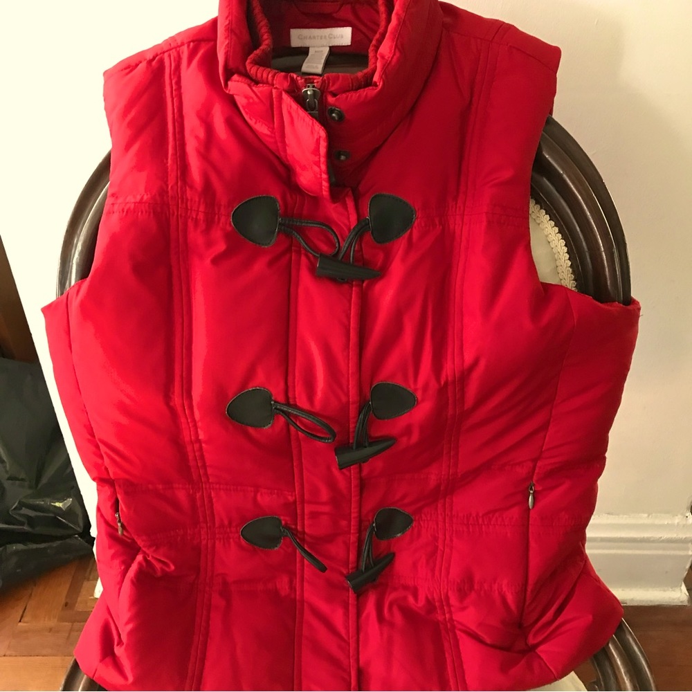 CHARTER CLUB Red puffy vest